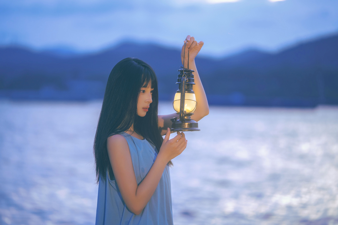 今晚像是一场与现实无关的梦